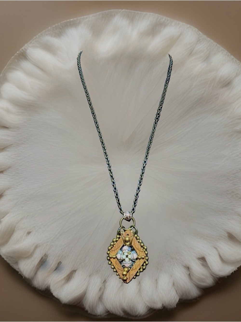 Handcrafted Wood & Crystal Pendant Necklace Bronze Tone 30” Chain + Extender